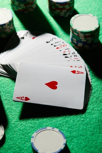 Live Bandar Poker table interface on dewagame platform